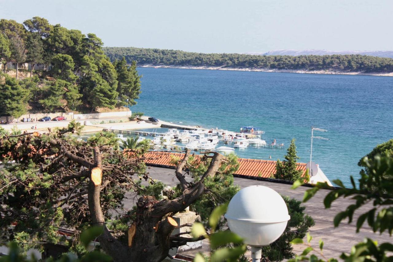 Apartments And Rooms By The Sea Banjol, Rab - 5077 Экстерьер фото